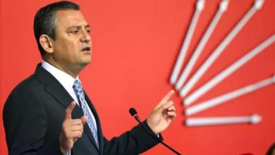 chp lideri ozgur ozelden anneler gunu kutlamasi PGdDIeRe