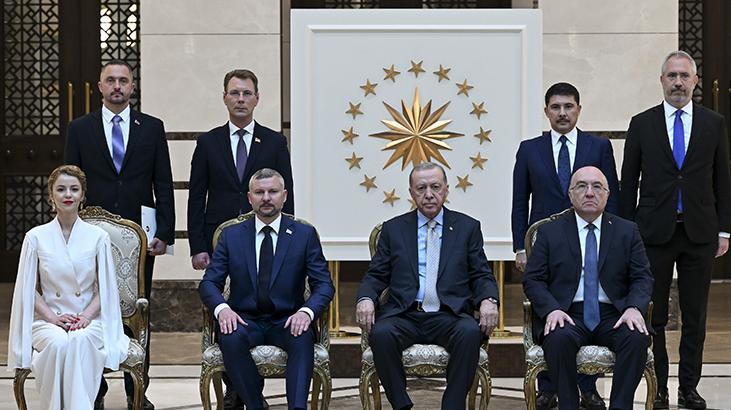 Cumhurbaşkanı Erdoğan, 5 ülkenin büyükelçisini kabul etti 18 cumhurbaskani erdogan 5 ulkenin buyukelcisini kabul etti 16 EmYdT9HO
