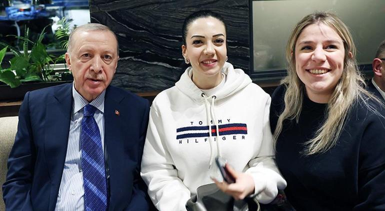 Cumhurbaşkanı Erdoğan vatandaşlarla sohbet etti 5 cumhurbaskani erdogan vatandaslarla sohbet etti 3