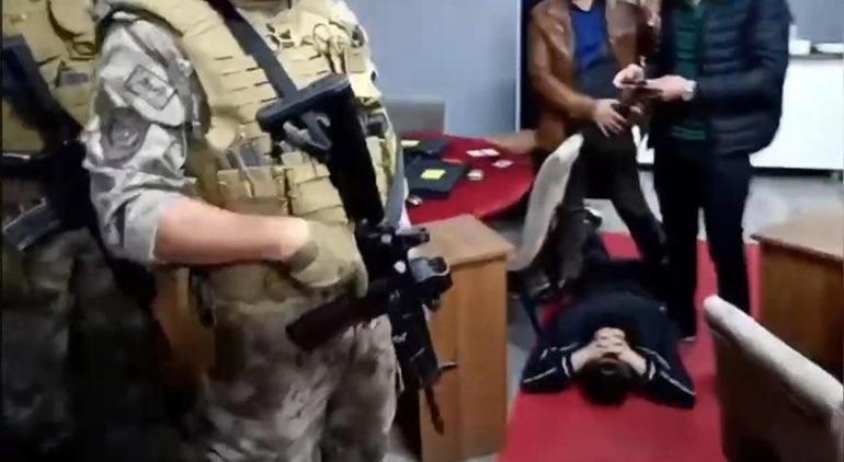 Daltonlar cürüm örgütüne operasyon! Çok sayıda gözaltı var 16 gözaltı 2 daltonlar curum orgutune operasyon cok sayida gozalti var 16 gozalti 0 7brL3dCT