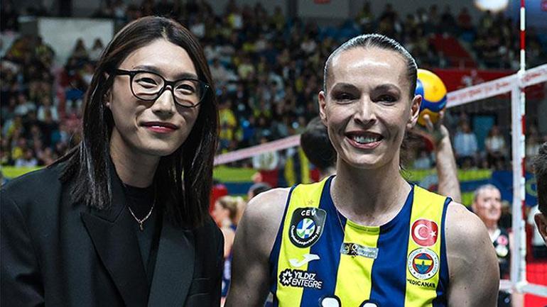 eda fazilet ve kim yeon koung 8 yil sonra birebir sahada kadrolar muhakkak oldu OlOeLa6K