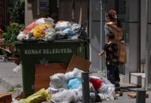 emekciler greve gitti kent cop kente donustu em4EUJEr