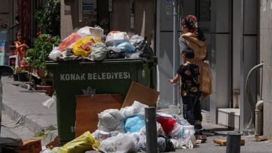 emekciler greve gitti kent cop kente donustu em4EUJEr