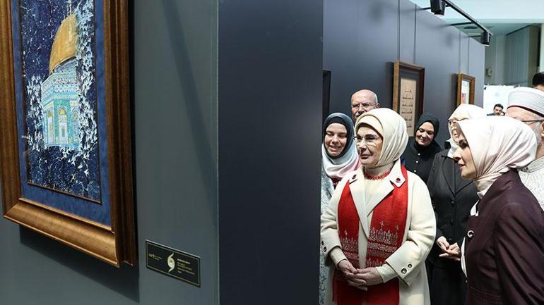 Emine Erdoğan: Sanatlarımızın eriyip gitmelerine müsaade vermemeliyiz 4 emine erdogan sanatlarimizin eriyip gitmelerine musaade vermemeliyiz 2 ewQnjQ5P