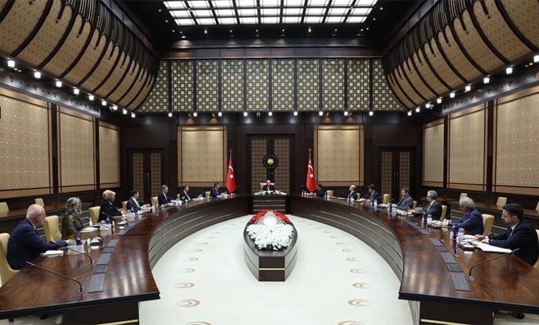 Erdoğan, Cumhurbaşkanlığı Siyaset Şuraları başkanvekillerini kabul etti 1 erdogan cumhurbaskanligi siyaset suralari baskanvekillerini kabul etti E4M4NybY