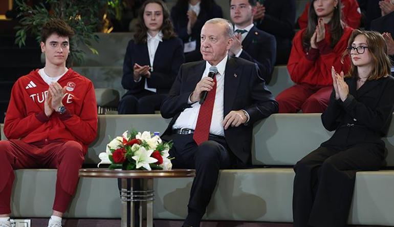 Erdoğan'dan 'Terörsüz Türkiye' bildirisi: Meydanlarda halaylar çekilmeye, yaylalar şenlenmeye başladı 4 erdogandan terorsuz turkiye bildirisi meydanlarda halaylar cekilmeye yaylalar senlenmeye basladi 2 cNpPptki