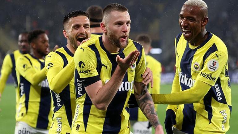Fenerbahçe'de Diego Carlos pişmanlığı! 2 fenerbahcede diego carlos pismanligi 0 QYgGiE2l