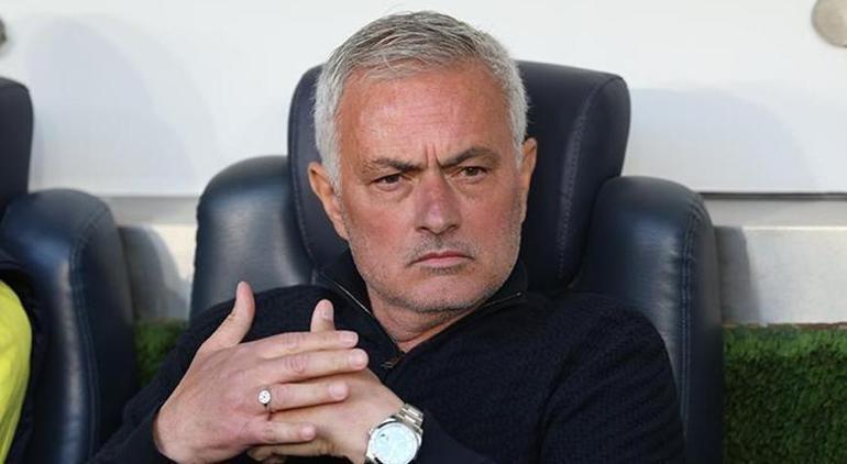 Fenerbahçe'de Mourinho'ya dudak uçuklatan teklif! 2 yıl için 50 milyon euro 2 fenerbahcede mourinhoya dudak ucuklatan teklif 2 yil icin 50 milyon euro 0 RBfyHLSb