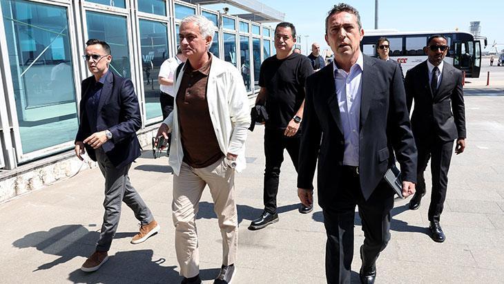 Fenerbahçe'nin çılgın transfer listesi ortaya çıktı! İşte Lider Ali Koç'un işaret ettiği 4 yıldız 1 fenerbahcenin cilgin transfer listesi ortaya cikti iste lider ali kocun isaret ettigi 4 yildiz ipMiflwG