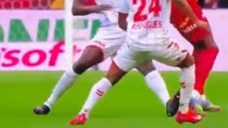 Galatasaray - Sivasspor maçında gol iptali kararı hakikat mu? Eski hakem sert çıktı: İrtibat sorunu var! 2 galatasaray sivasspor macinda gol iptali karari hakikat mu eski hakem sert cikti irtibat 1Mld92Up