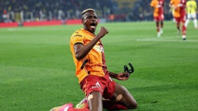 galatasarayin golcusu victor osimhenden buyuk jest 240 bin tl odul WYTHirjM