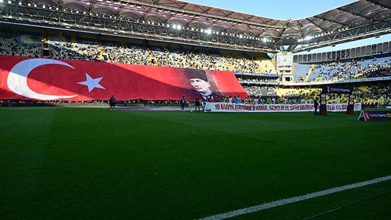 Halil Özer'den Fenerbahçe için dönemin tahlili: Kadıköy'ü cennete çevirdiniz! 3 halil ozerden fenerbahce icin donemin tahlili kadikoyu cennete cevirdiniz 1 WddQFKaj