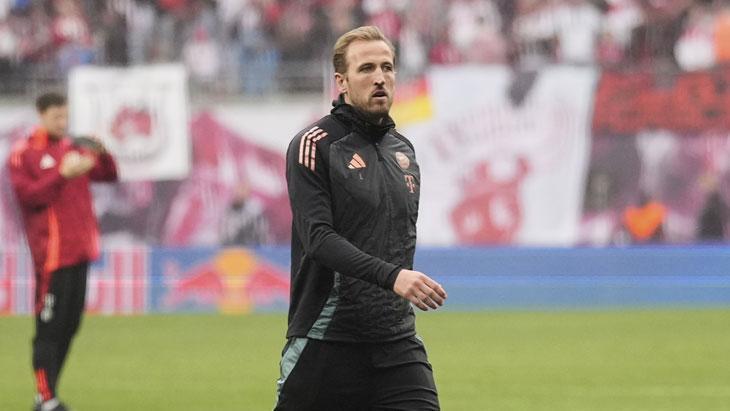 Harry Kane'in laneti! Alana girdi, şampiyonluk ertelendi 1 harry kanein laneti alana girdi sampiyonluk ertelendi GHTTk4Y4