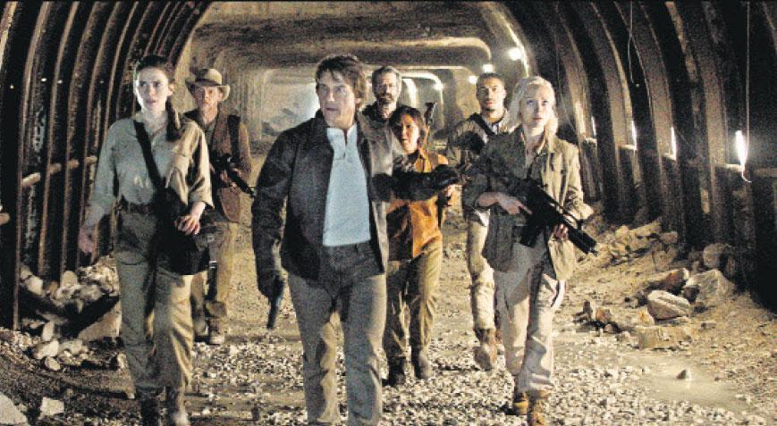 Havada, karada, denizde daima Tom Cruise