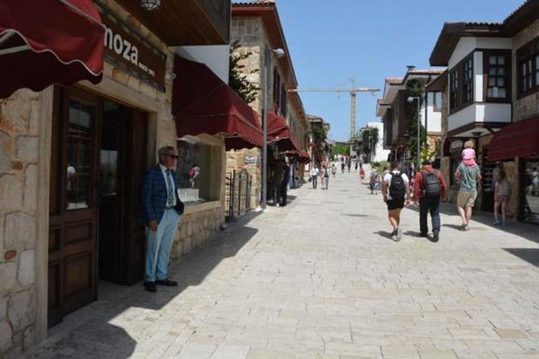 Hiç eğitim almadan 11 lisan öğrendi! Bulaşık yıkarken ortaya çıkan yetenek 4 hic egitim almadan 11 lisan ogrendi bulasik yikarken ortaya cikan yetenek 2 t3DKnrdl