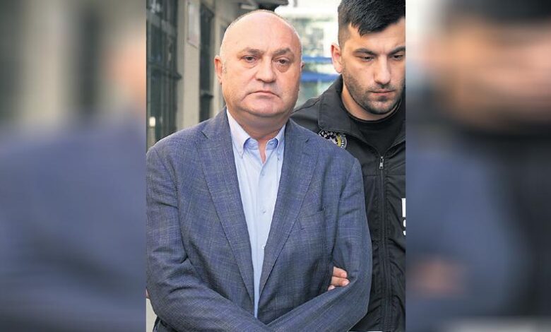İBB’ye 4. dalgada 49 gözaltı! Özel kalem ve müdafaa müdürü gözaltına alındı 1 ibbye 4 dalgada 49 gozalti ozel kalem ve mudafaa muduru gozaltina alindi wX2v6GS8