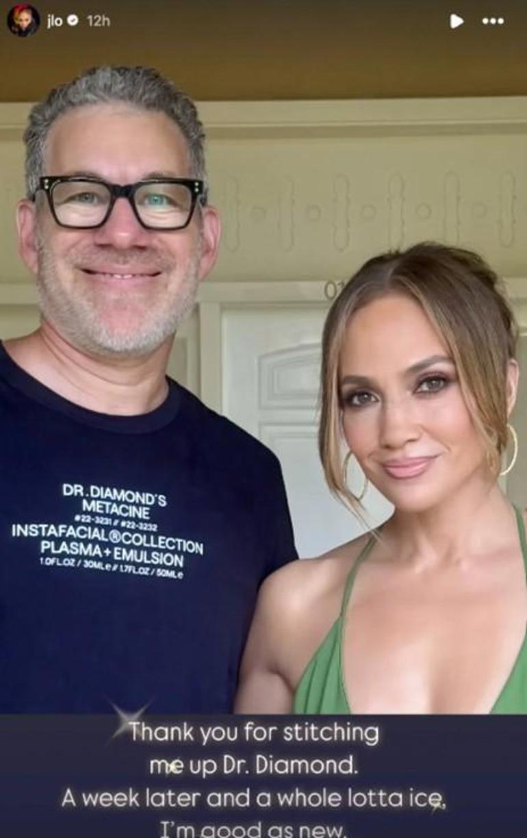 Jennifer Lopez sevenlerini korkuttu! Apar topar müdahale edildi 4 jennifer lopez sevenlerini korkuttu apar topar mudahale edildi 2 Tz1z23Oh