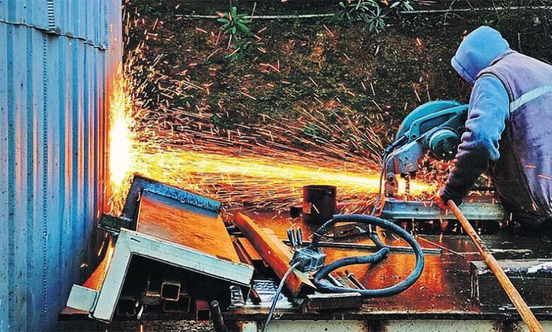 Kadrajda emek, objektifte işçi 1 kadrajda emek objektifte isci 856ybMeq