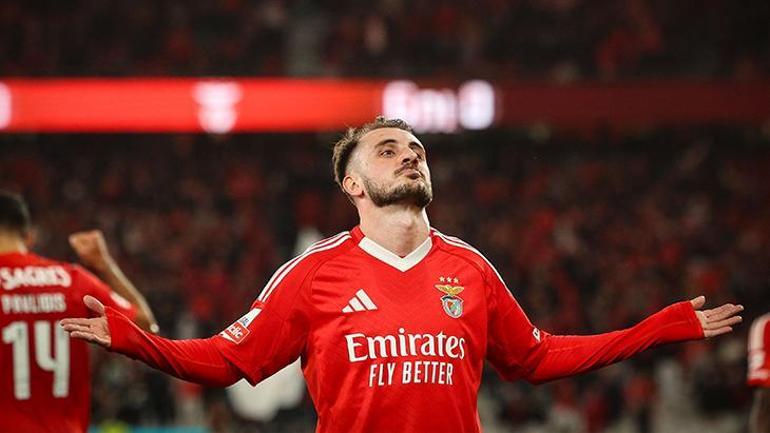 Kerem Aktürkoğlu'dan taraftarlara mesaj! 'Duygularımızı sözlere dökmenin güç olduğu anlardan biri' 3 kerem akturkogludan taraftarlara mesaj duygularimizi sozlere dokmenin guc oldugu anlardan biri 1 K5G7V46C