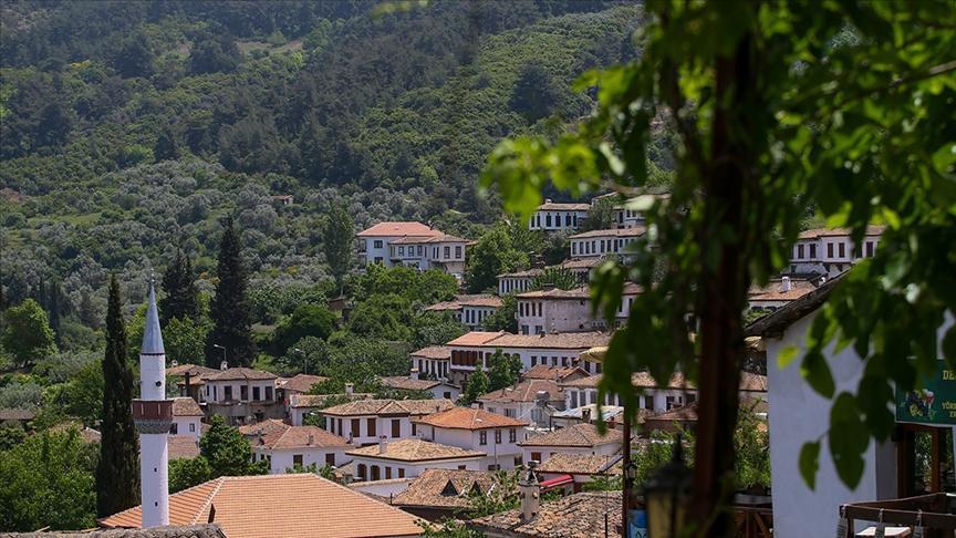 Köyde tüketim ihtilali tez konusu oldu