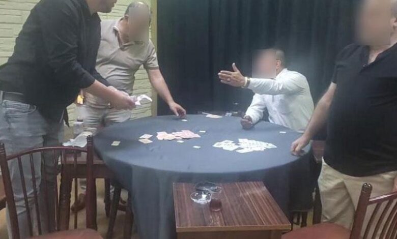 Kumar masasında suçüstü yakalandı: Artık geldim 1 kumar masasinda sucustu yakalandi artik geldim 8auW1xOc