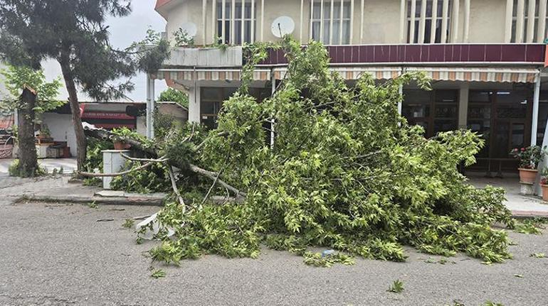 meteoroloji uyarmisti istanbula camur yagdi 1 C8dqu6UK