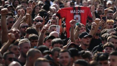 milan taraftarindan idareye istifa cagrisi zDQcRMbY