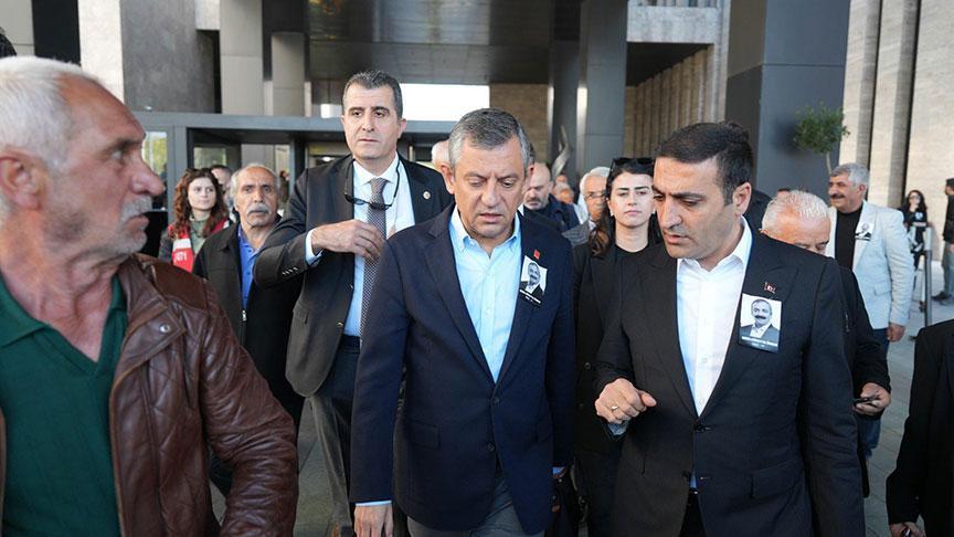 Müdafaalar neden engelleyemedi? CNN TÜRK yayınında yumruklu provokasyonu değerlendirdiler