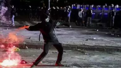 musaadesiz sovlarda tutuklanan esila ayik ve iki ogrenci icin tahliye karari Imf4b26D