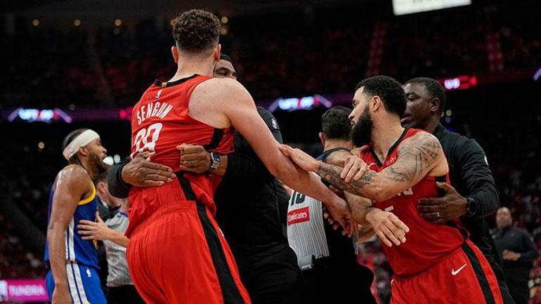 NBA'de saha karıştı, Alperen Şengün'e kafa! 4 nbade saha karisti alperen sengune kafa 2 89SI28Su