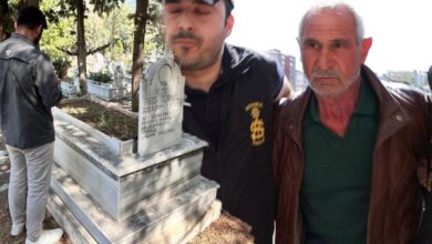 ozgur ozele saldiran suphelinin katlettigi oglunun mezarinda dikkat ceken yazi PjbNhUDV