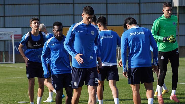 Rizespor'da Beşiktaş maçı hazırlıkları başladı! 1 rizesporda besiktas maci hazirliklari basladi cU7iZmdJ