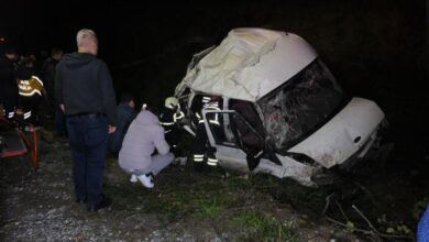 samsunda minibus kaza yapti 1 kisi hayatini kaybetti 4 yarali var hGiON6aE