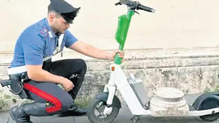 scooterla tarihi eser kacirdi m1CFsGdt