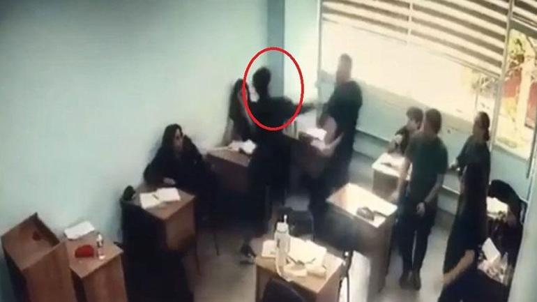 Sınıfın penceresinden öğrenci ile tartıştı, sonrası kabusa dönüştü! Kurs binasında bıçaklı dehşet 2 sinifin penceresinden ogrenci ile tartisti sonrasi kabusa donustu kurs binasinda bicakli dehset 0 pYFqqnA5
