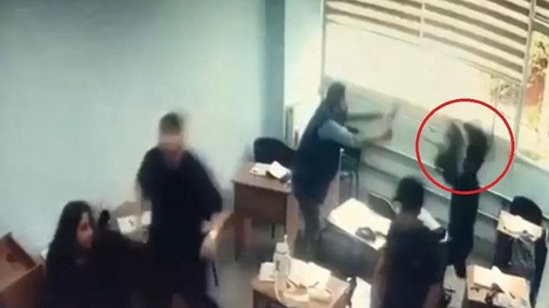 Sınıfın penceresinden öğrenci ile tartıştı, sonrası kabusa dönüştü! Kurs binasında bıçaklı dehşet 3 sinifin penceresinden ogrenci ile tartisti sonrasi kabusa donustu kurs binasinda bicakli dehset 1 RKReLmQz