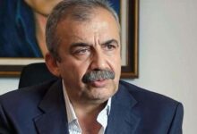 sirri sureyya baskan rol aldigi sinemasi izleyemedi s4INiD7C