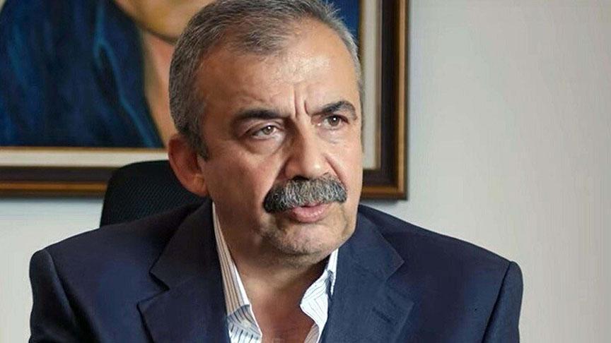 Sırrı Süreyya Başkan, rol aldığı sineması izleyemedi