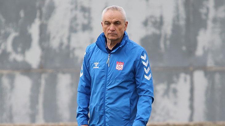 Sivasspor'da İstek Çalımbay'dan çağrı! 'Bahanesi olmayan bir müsabaka' 1 sivassporda istek calimbaydan cagri bahanesi olmayan bir musabaka HWugSHFR