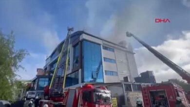 son dakika esenyurtta dokuma fabrikasi yaniyor ZSum9C7O