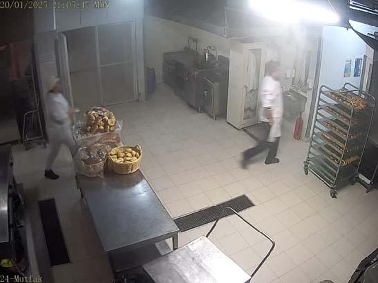 Son dakika... Kartalkaya yangınının başlangıç anı ortaya çıktı! Kan donduran anlar kamerada 4 son dakika kartalkaya yangininin baslangic ani ortaya cikti kan donduran anlar kamerada 2 QjdvEEAi