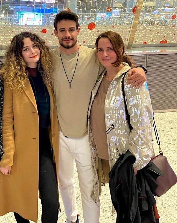 Survivor Batuhan Karacaka'nın annesi Gülhayat Karacakaya'dan Acun Ilıcalı'ya şoke eden bildiri 6 survivor batuhan karacakanin annesi gulhayat karacakayadan acun ilicaliya soke eden bildiri 4 pEGUsDW9