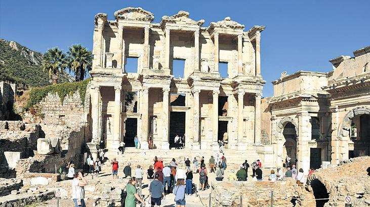 Turistler ‘uzaktan’ geldi 1 turistler uzaktan geldi Kpzdyj9D