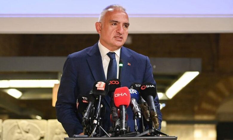 Türkiye'nin 'İlk İslamofobi İle Uğraş Merkezi' Bakan Ersoy'un katılımı ile açıldı 1 turkiyenin ilk islamofobi ile ugras merkezi bakan ersoyun katilimi ile acildi JQRsHM6G
