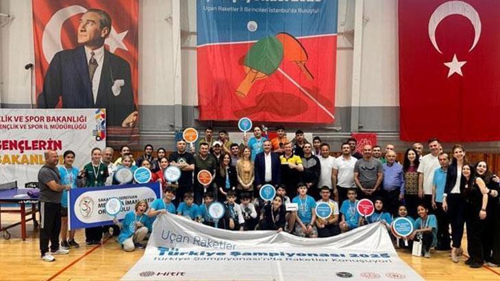 Uçan Raketler’de şampiyonlar belirli oldu! 1 ucan raketlerde sampiyonlar belirli oldu DYIH7AbN
