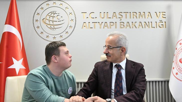 Ulaşım ve irtibatta manisiz projeler! Bakan Uraloğlu: 100 milyon TL karşılıksız takviye sağladık 1 ulasim ve irtibatta manisiz projeler bakan uraloglu 100 milyon tl karsiliksiz takviye sagladik vk6SH2rD