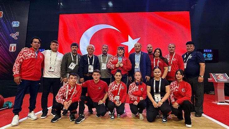 Ulusal halterci Fatmagül Çevik, Dünya Şampiyonu oldu 1 ulusal halterci fatmagul cevik dunya sampiyonu oldu dUYMf1tS