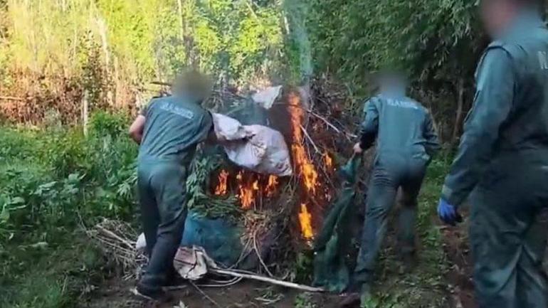 UNESCO Dünya Mirası Hevsel Bahçeleri’nde uyuşturucu baskını! Gruplar şaşkına döndü 2 unesco dunya mirasi hevsel bahcelerinde uyusturucu baskini gruplar saskina dondu 0 OHGk8ILZ
