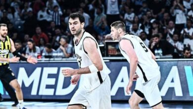 yigit arslan besiktasin buyuklugune yarasir bir atmosfer vardi DnzA56sJ