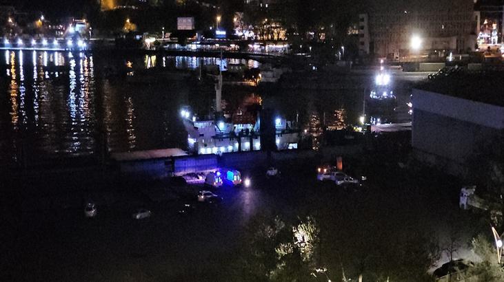 Zonguldak'ta limanda yangın! Alandaki vinç kullanılamaz hale geldi 10 zonguldakta limanda yangin alandaki vinc kullanilamaz hale geldi 8